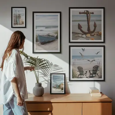Galeria de parede tema de ambiente à beira-mar com foco em relaxamento e praia
