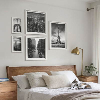 Parede galeria de quadros ícones arquitetônicos em preto e branco