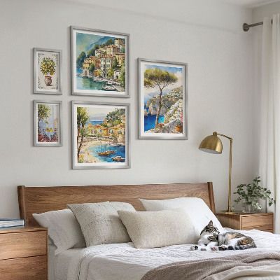 Conjunto de 5 quadros com moldura Cidades litorâneas elegantes