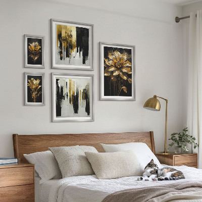 Parede galeria de quadros Motivos florais, elegância, modernidade.