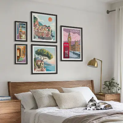 Conjunto de 5 quadros com moldura temática cidades europeias da cultura