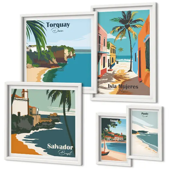 Galeria de parede com praias litorâneas coloridas