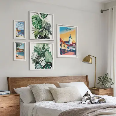 Conjunto de 5 quadros com moldura com estampas da flora das cidades costeiras polonesas