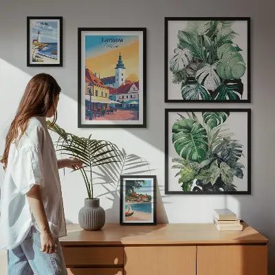 Conjunto de 5 quadros com moldura com estampas da flora das cidades costeiras polonesas