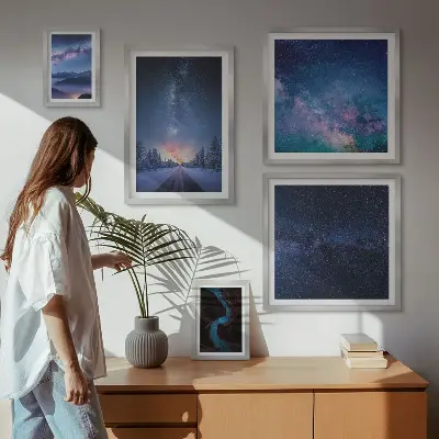 Conjunto de 5 quadros decorativos com paisagens noturnas cósmicas