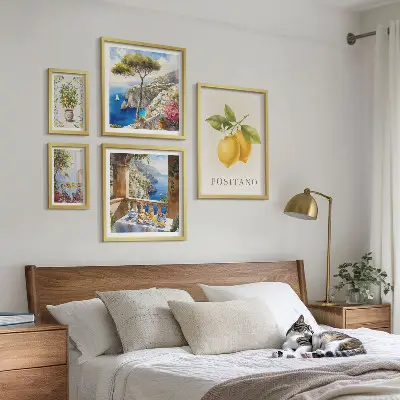 Conjunto de 5 quadros com moldura com temática de toques cítricos em estilo mediterrâneo