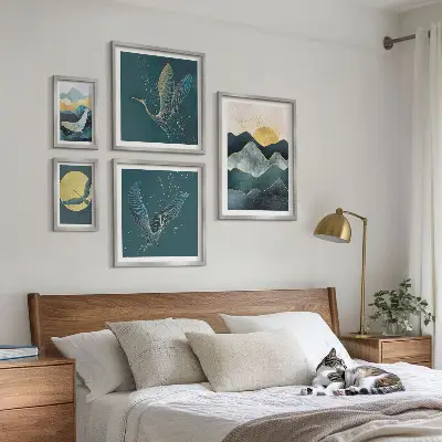 Galeria de quadros para parede com montanhas, pássaros e sol elegantes