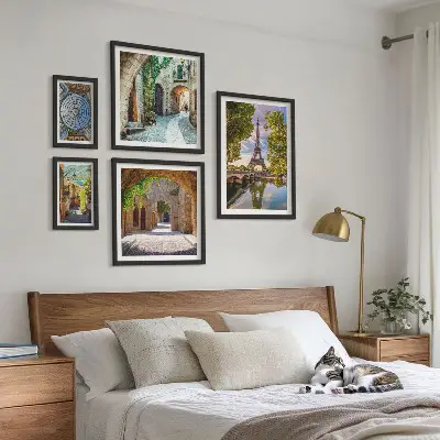 Conjunto de 5 quadros decorativos com vistas encantadoras de cidades europeias