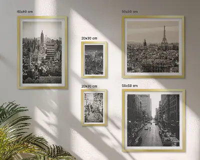 Conjunto de 5 quadros com moldura com panoramas urbanos das capitais europeias