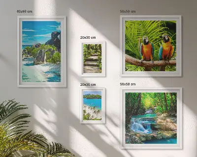 Conjunto de 5 quadros decorativos com paisagens tropicais, pássaros e cachoeiras