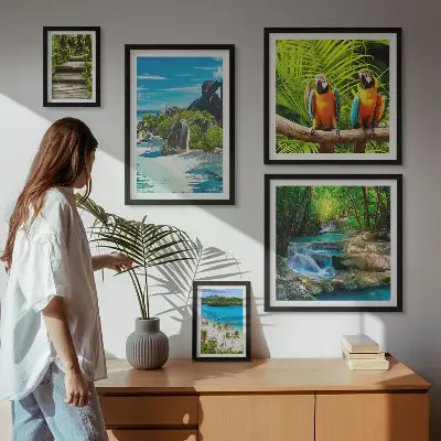 Conjunto de 5 quadros decorativos com paisagens tropicais, pássaros e cachoeiras
