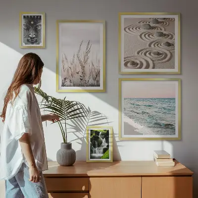 Galeria de parede tema natureza com água zen relaxante