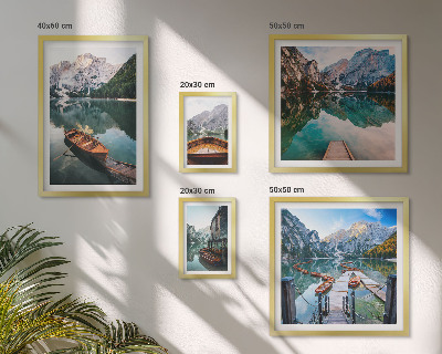 Conjunto de 5 quadros decorativos barcos de madeira em lagos tranquilos