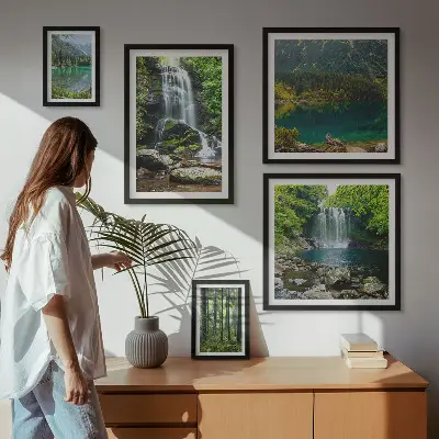 Conjunto de 5 quadros decorativos com paisagens de cachoeiras e florestas
