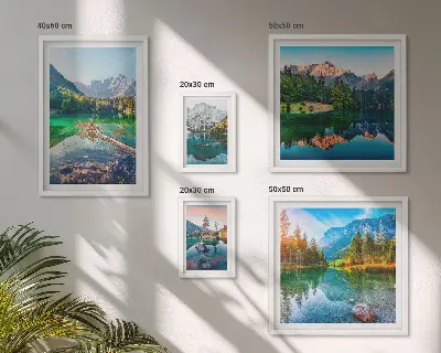 Conjunto de 5 quadros com moldura com paisagens de montanhas, lagos e florestas