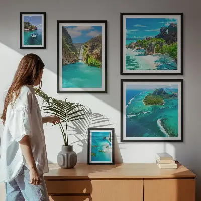 Conjunto de 5 quadros decorativos com temática de cachoeiras e praias tropicais