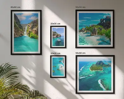 Conjunto de 5 quadros decorativos com temática de cachoeiras e praias tropicais