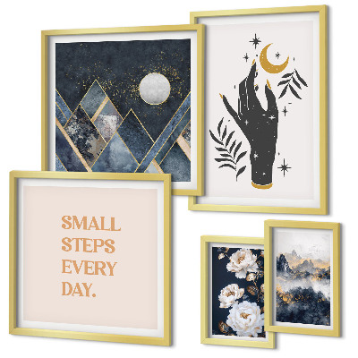 Parede galeria de quadros Estilo boho com elementos da natureza e mensagens.