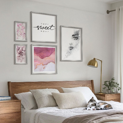 Conjunto de 5 quadros com moldura Retratos de mulheres, flores, pastel