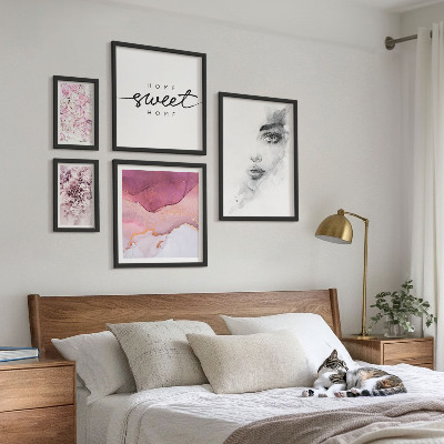 Conjunto de 5 quadros com moldura Retratos de mulheres, flores, pastel