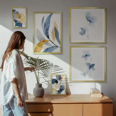 Conjunto de 5 quadros com moldura motivos vegetais em tons pastel para interiores