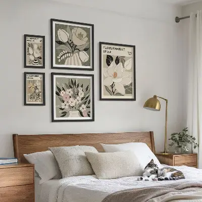 Conjunto de 5 quadros decorativos com estampas florais de Londres e Seul