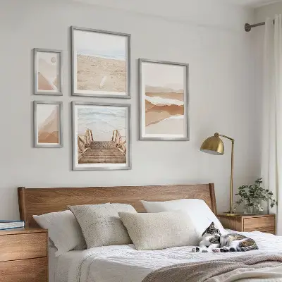 Conjunto de 5 quadros com moldura tema praias e montanhas minimalistas