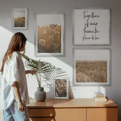 Galeria de parede com provérbios sobre paisagens naturais e flores