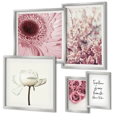 Conjunto de 5 quadros com moldura com detalhes florais românticos