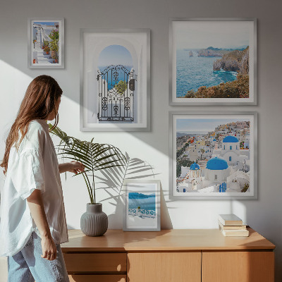 Conjunto de 5 quadros com moldura Casas de Santorini à beira-mar azul