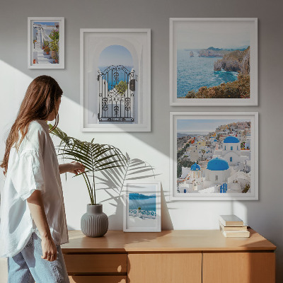 Conjunto de 5 quadros com moldura Casas de Santorini à beira-mar azul