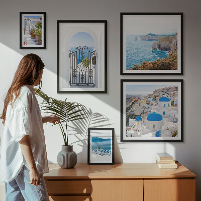 Conjunto de 5 quadros com moldura Casas de Santorini à beira-mar azul