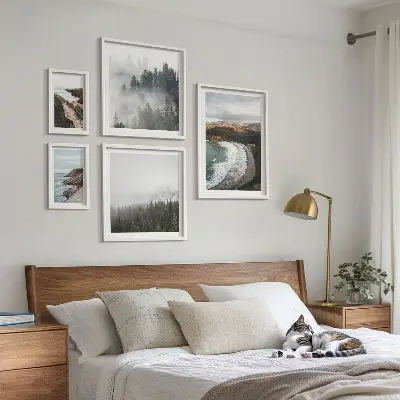 Conjunto de 5 quadros com moldura paisagens costeiras e florestas de montanha