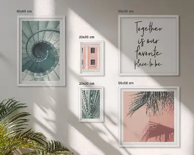 Conjunto de 5 quadros decorativos com estampas de interiores geométricos elegantes