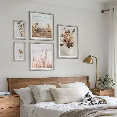 Galeria de quadros para parede com estampas de plantas secas e água em estilo decorativo