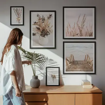 Galeria de quadros para parede com estampas de plantas secas e água em estilo decorativo