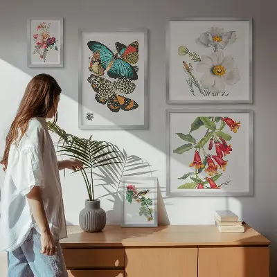 Conjunto de 5 quadros decorativos com ilustrações vintage de flores, borboletas e pássaros