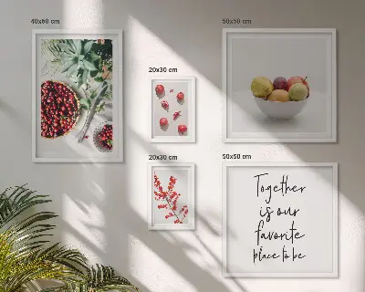 Conjunto de 5 quadros com moldura com temática de composição de frutas e plantas