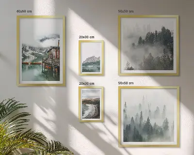 Conjunto de 5 quadros com moldura com temática de paisagens montanhosas, chalés e água
