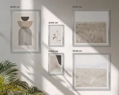 Galeria de parede com paisagens abstratas elegantes