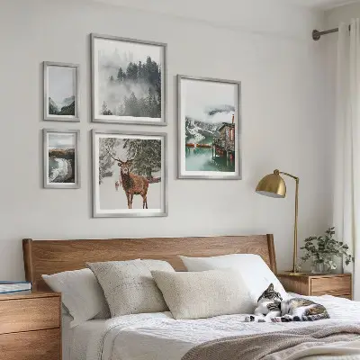Conjunto de 5 quadros decorativos de natureza com montanhas e vida selvagem