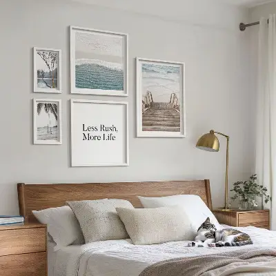 Conjunto de 5 quadros decorativos com tema de praias e vista para o mar