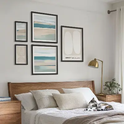 Conjunto de 5 quadros com moldura com composições abstratas da natureza