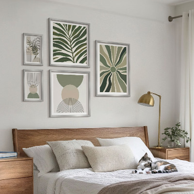 Parede galeria de quadros Gráficos elegantes com elementos verdes.