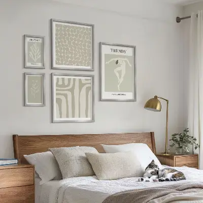 Conjunto de 5 quadros decorativos com estampas de gráficos abstratos elegantes em verde