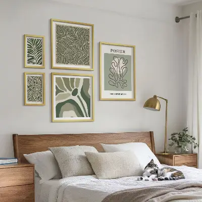 Conjunto de 5 quadros decorativos com formas abstratas de plantas boêmias