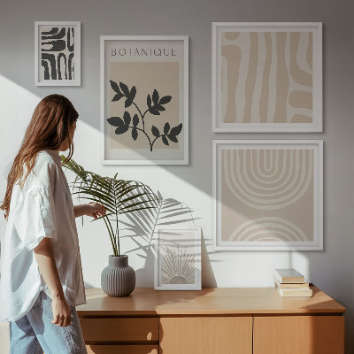 Parede galeria de quadros Motivos vegetais neutros e elegantes