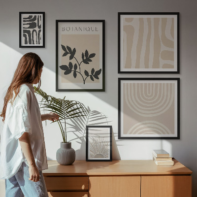 Parede galeria de quadros Motivos vegetais neutros e elegantes