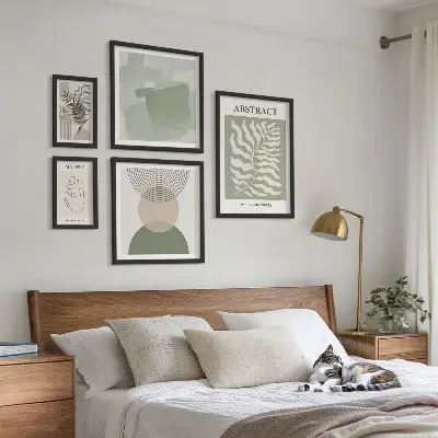 Conjunto de 5 quadros com moldura com estampas de arranjos de plantas elegantes