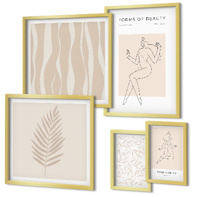 Parede galeria de quadros Ilustrações estilosas de mulheres e plantas.